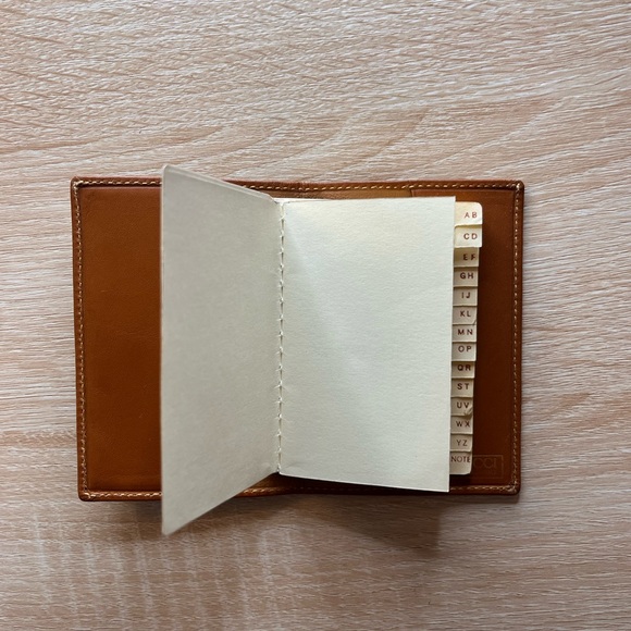 Gucci GG Kisslock Wallet With Coin Pocket - Picture 15 of 16